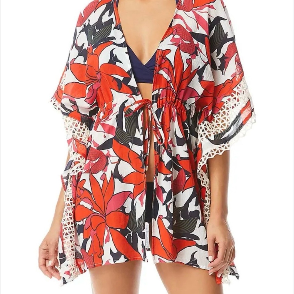 Vince Camuto White Lotus Bathing Suit and Matching Cover-up SZ 8 / XS/SM